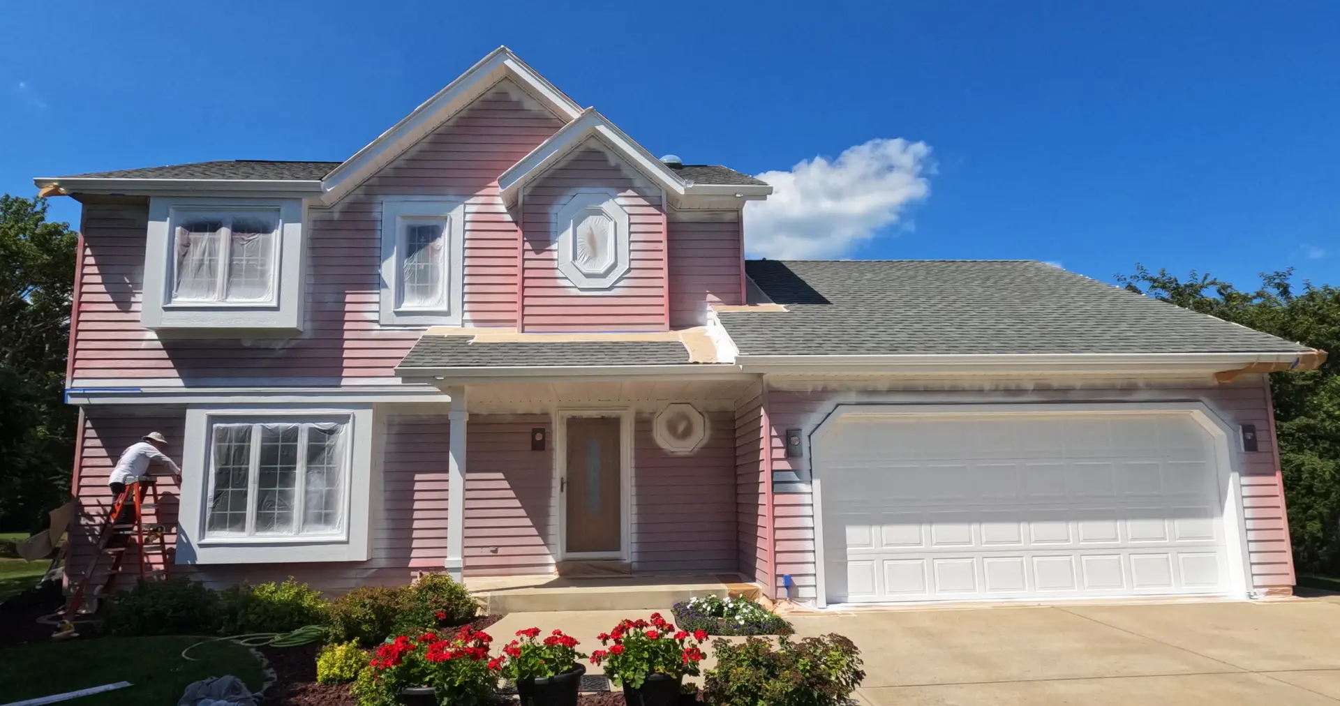 Home Shield Coating® on Aluminum Siding Before. Home Shield Coating® on Aluminum Siding Before.